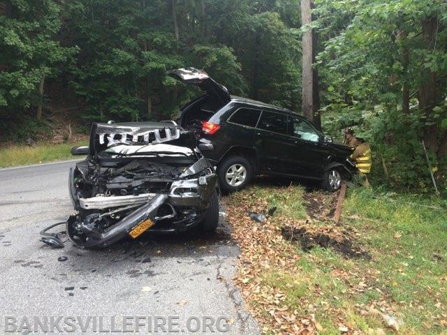 MVA on Bedford-Banksville